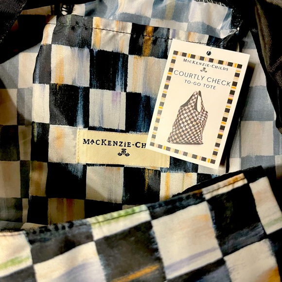 Mackenzie child NWT bag - Picture 2 of 2